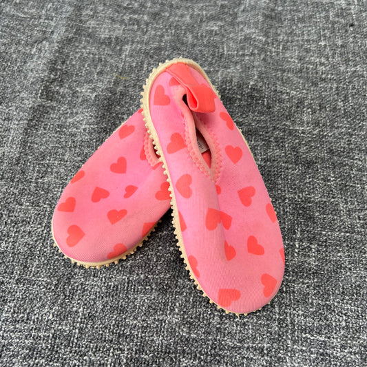 Girls Size 6uk / 23eu Pink Heart Print Beach Shoes