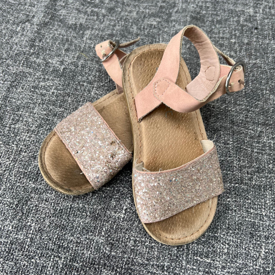 Girls Size 8uk / 25.5eu Pink Glittery Leather Sandals