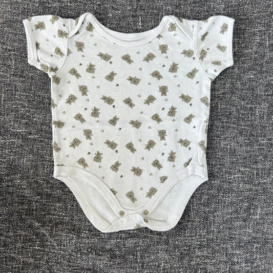 Boys 9-12 Month White Short Sleeved Bodysuit With A Bear Print