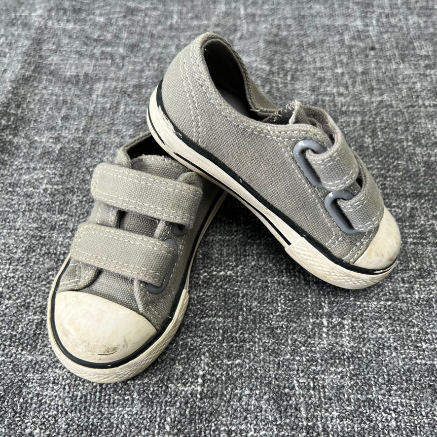 Boys Size 4uk / 20.5eu Grey Canvas Shoes