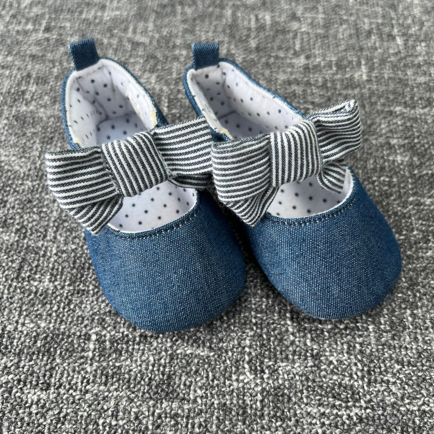 Girls 6-9 Month Blue & White Pram Shoes