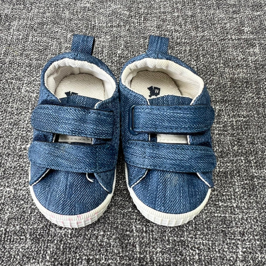 Boys Size 2uk  Blue Denim Style Trainers