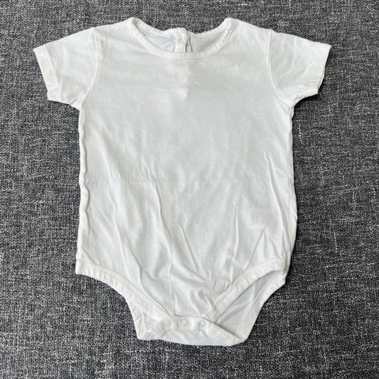 Boys 12-18 Month Plain White Short Sleeved Bodysuit