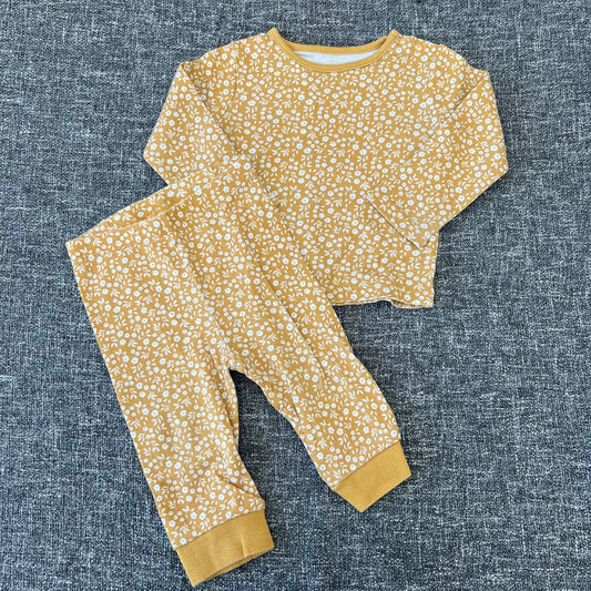 Girls 6-9 Month Yellow Pjs With White Floral Print