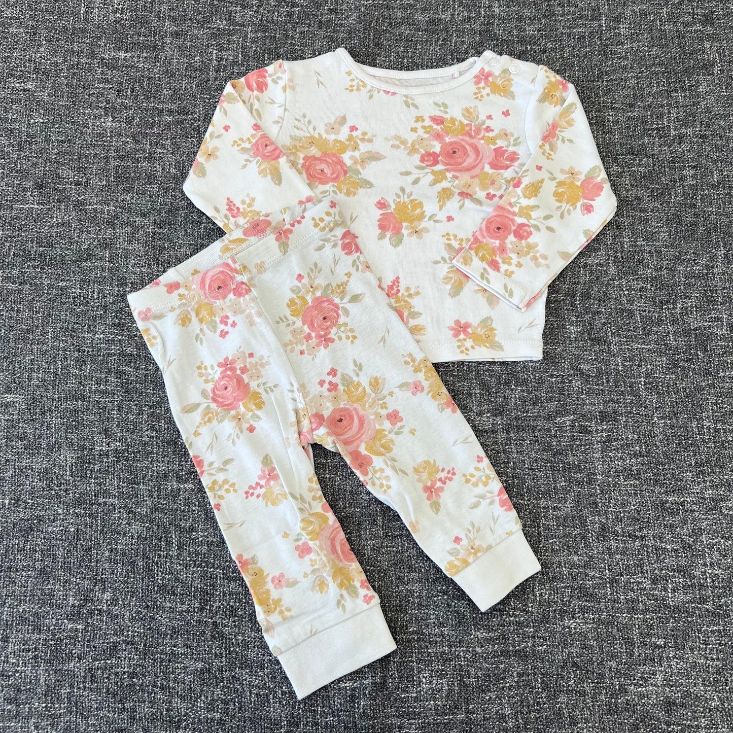 Girls 6-9 Month White With Pink Floral Print Pjs