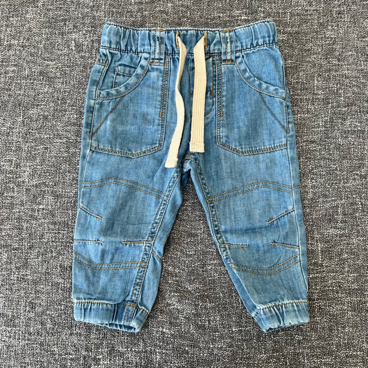 Boys 6-9 Month Light Blue Jeans With Tie