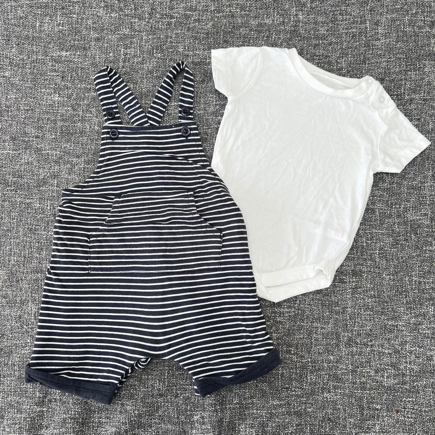 Boys 0-3 Month Summer Dungarees and Short Sleeved Bodysuit Outfit