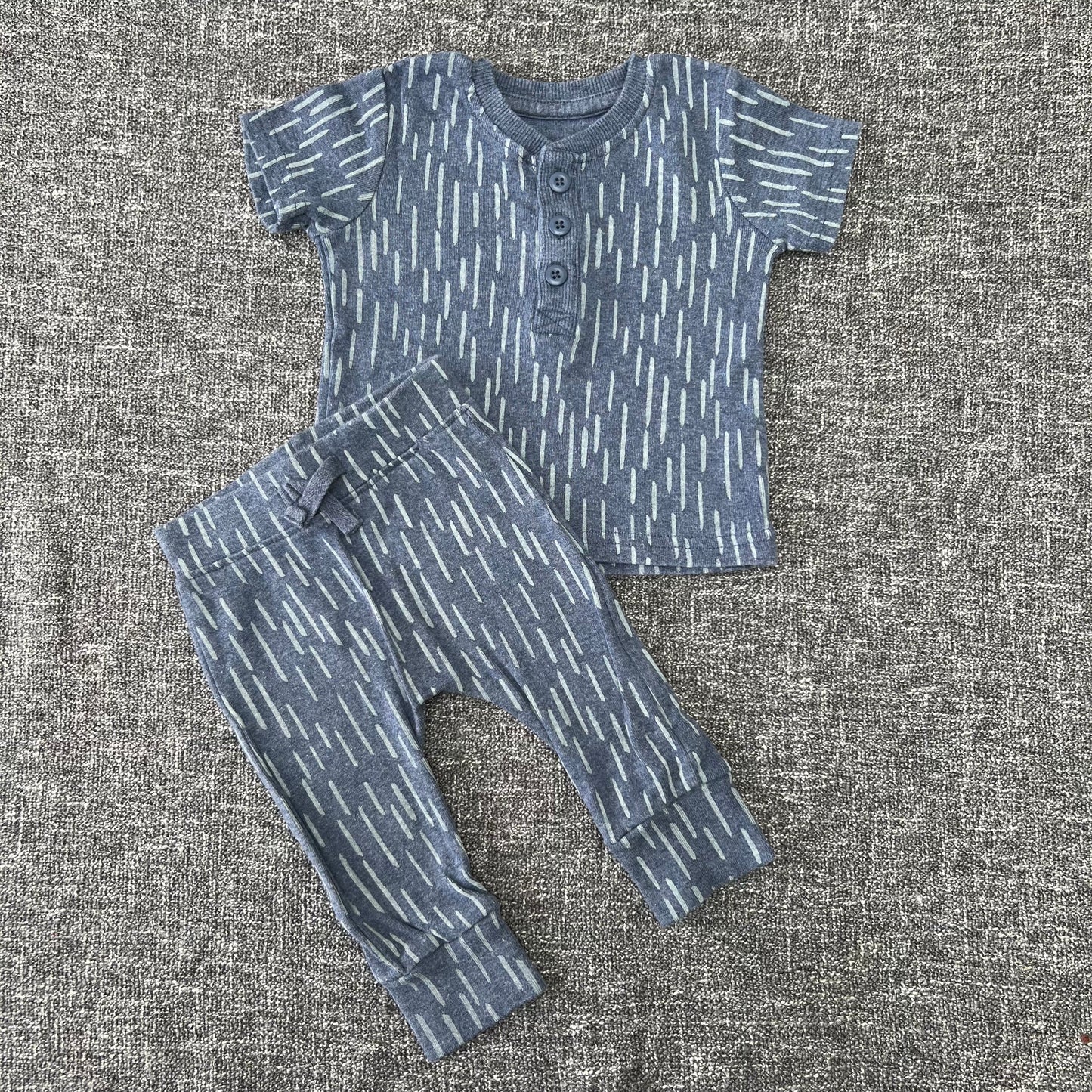 Boys 0-3 Month T-shirt and Leggings Outfit