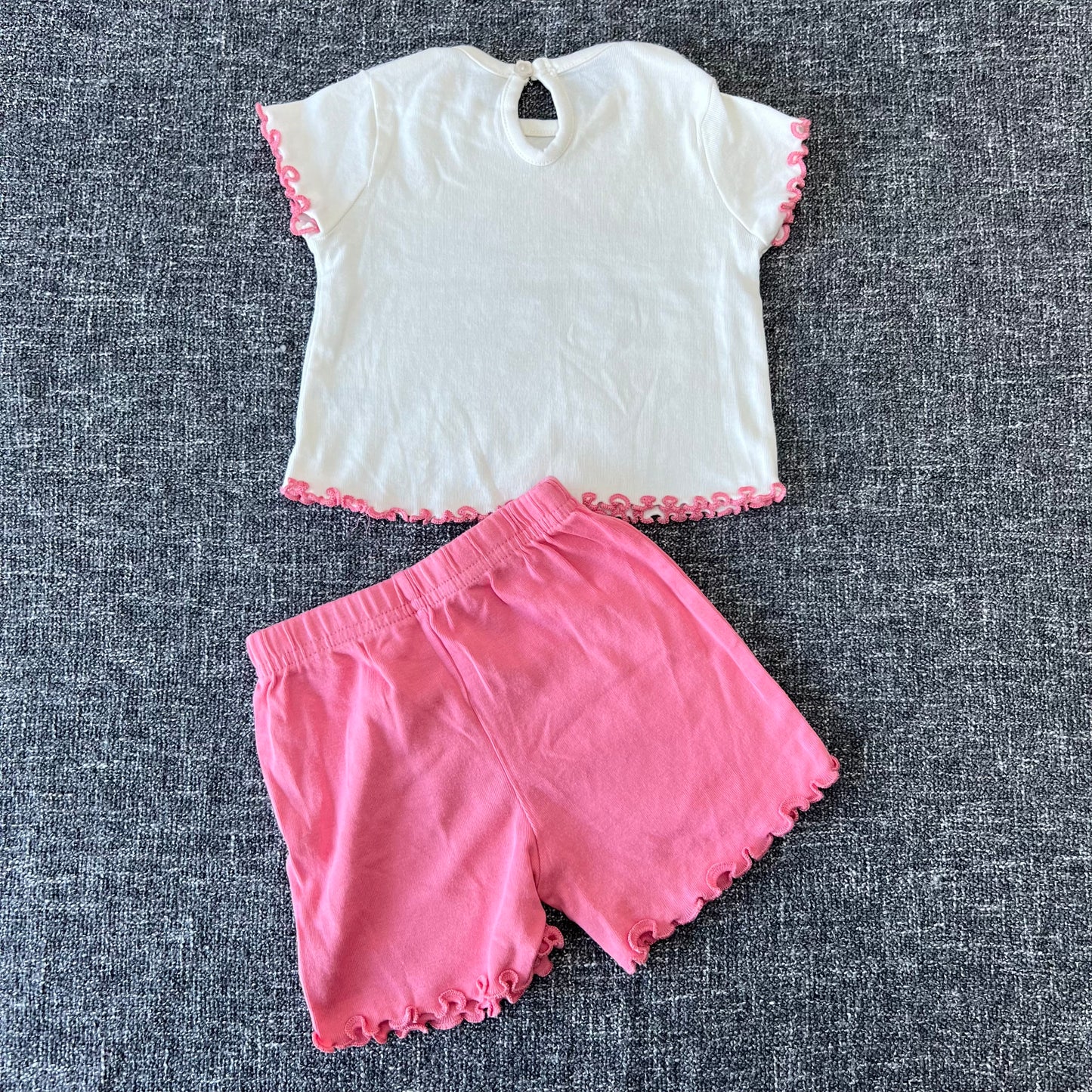 Girls 0-3 Month Shorts and T-shirt Summer Outfit.