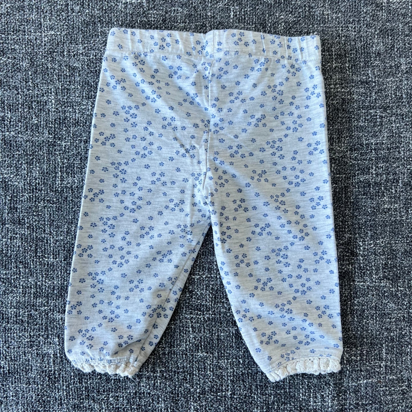 Girls 0-3 Month Grey and Blue Floral Leggings