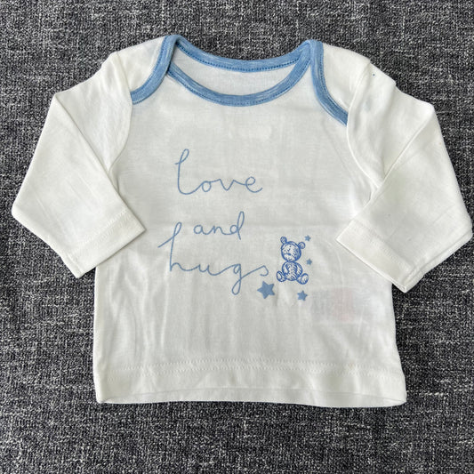 Boys 0-3 Month White & Blue "love & hugs" Log Sleeved Top