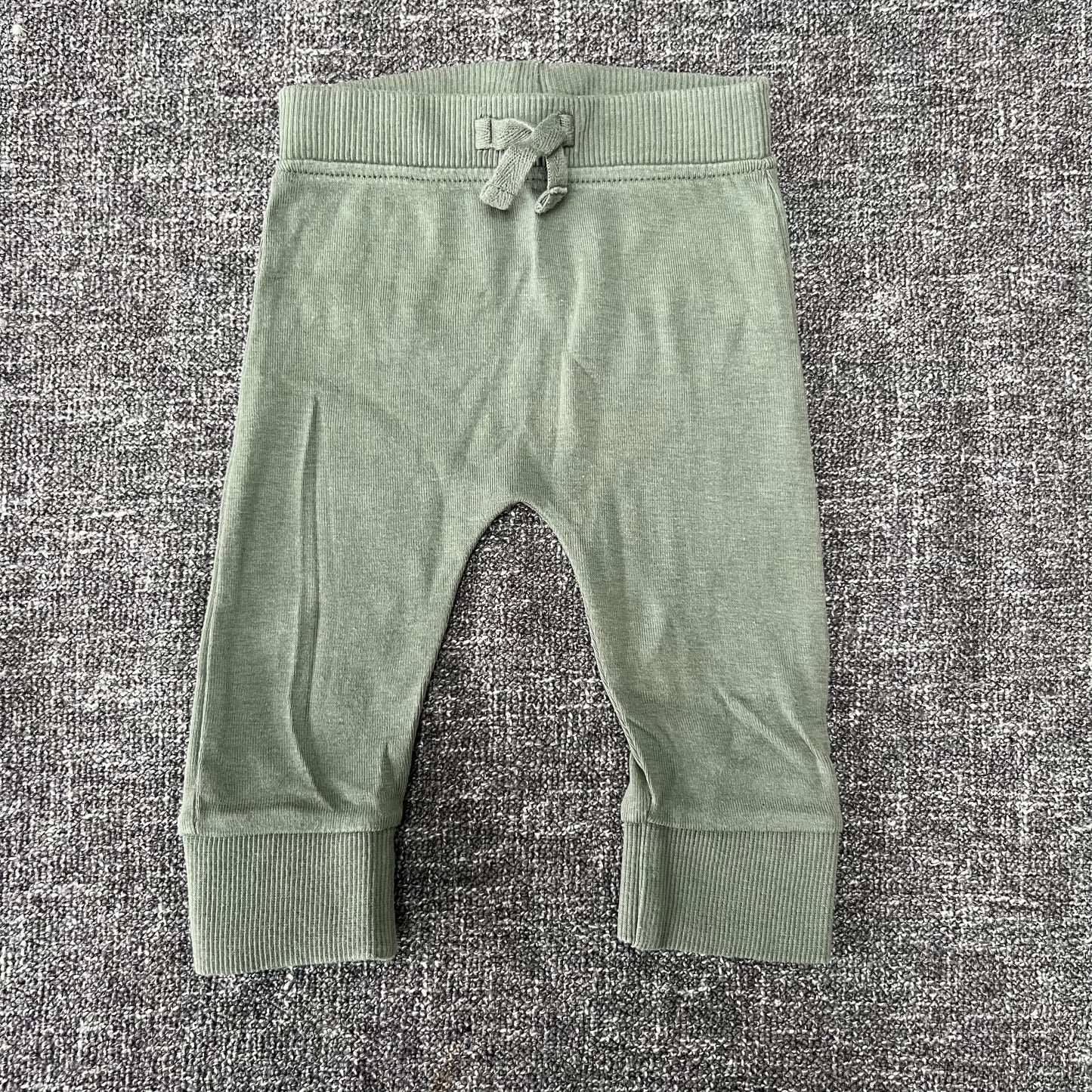 Boys 0-3 Month Plain Green Leggings