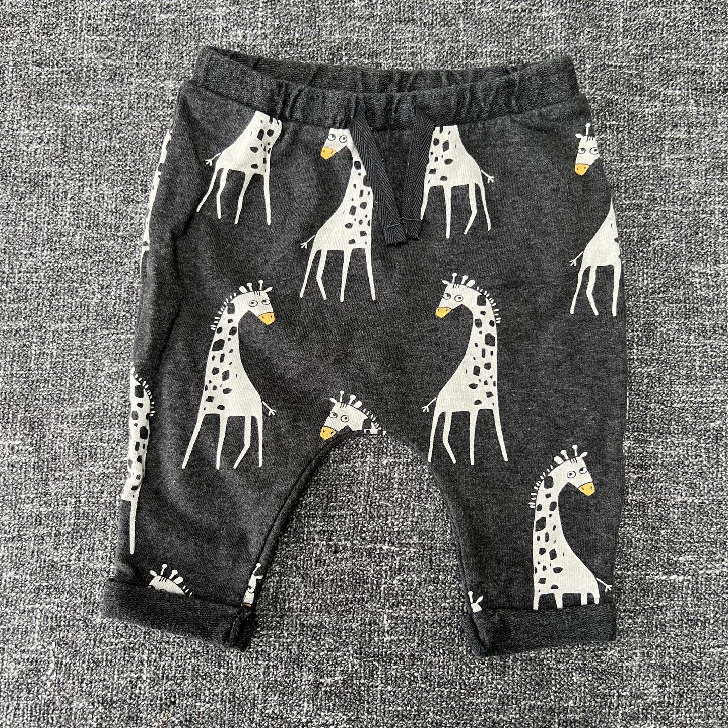 Boys 0-3 Month Grey Giraffe Light Weight Joggers