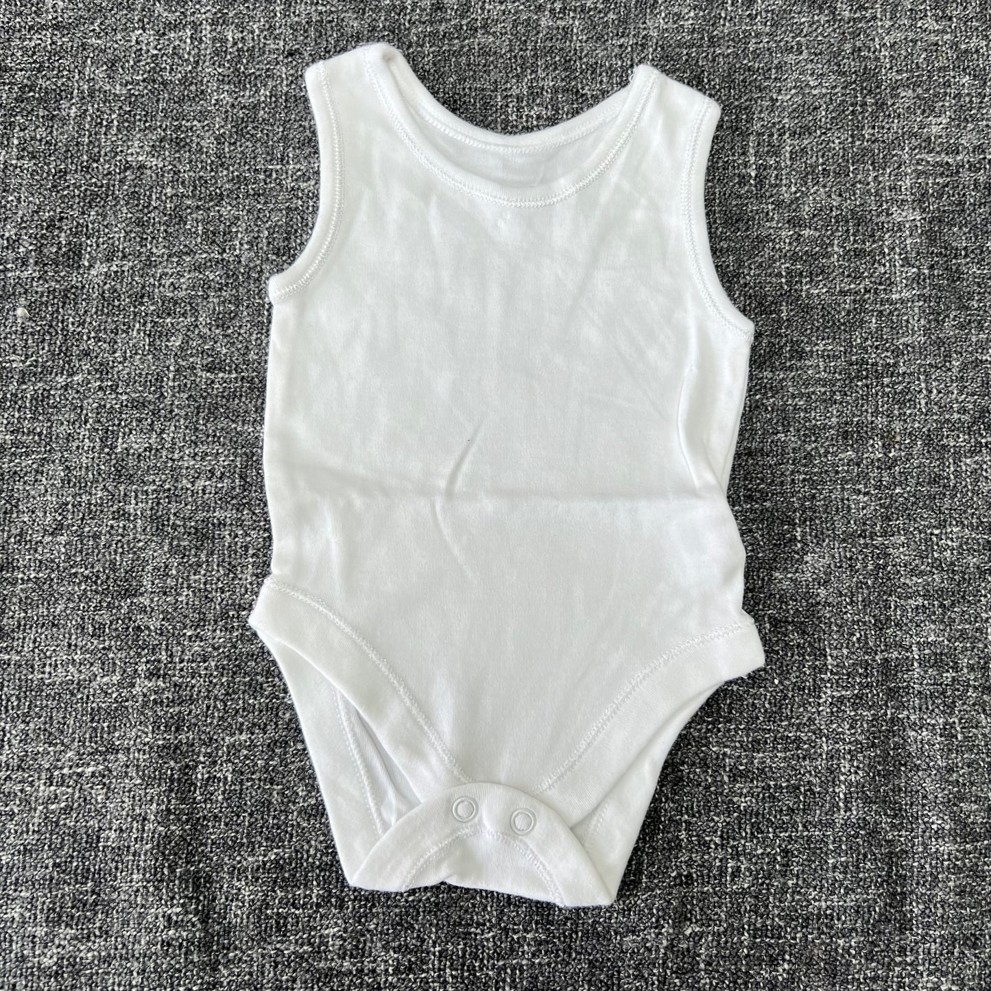 Unisex 0-3 Month Plain White Sleeveless Bodysuit