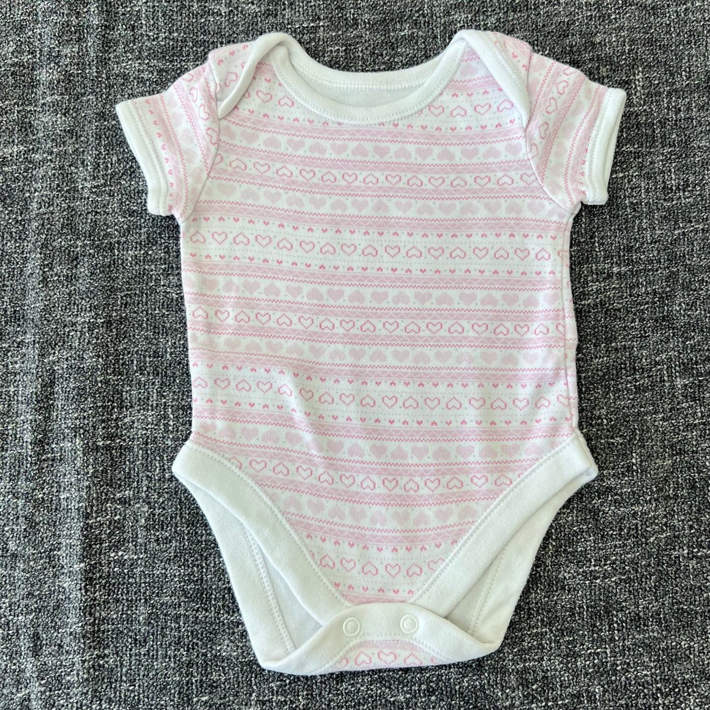 Girls 0-3 Month White & Pink Short Sleeved Bodysuit With A Heart Print