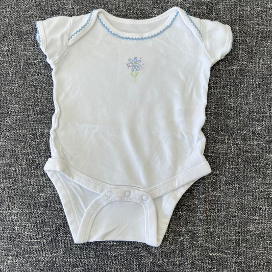 Girls 0-3 Month White Short Short Sleeved Bodysuit With Embroidered Flower