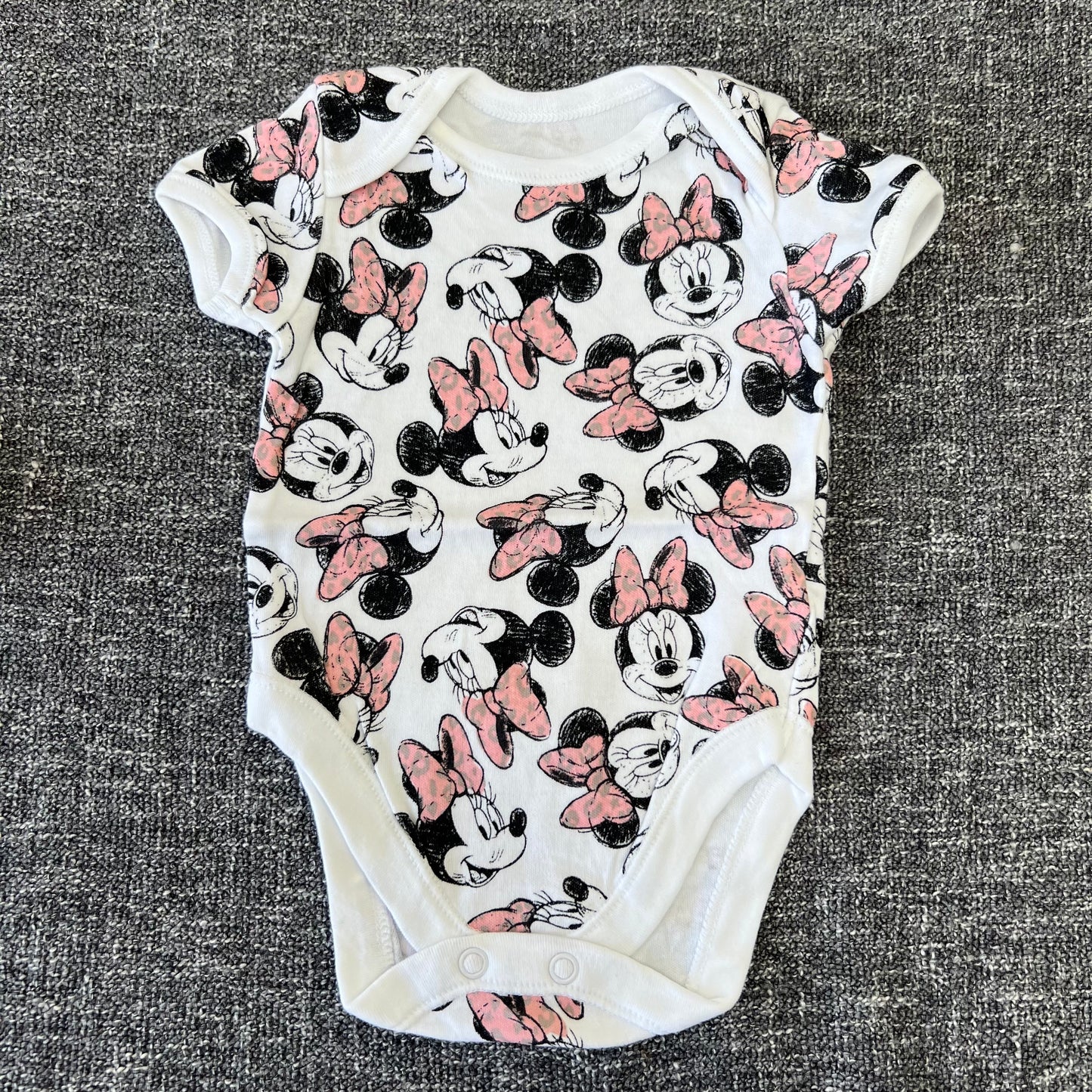 Girls 0-3 Month Disney "Minnie Mouse" White Short Sleeved Bodysuit