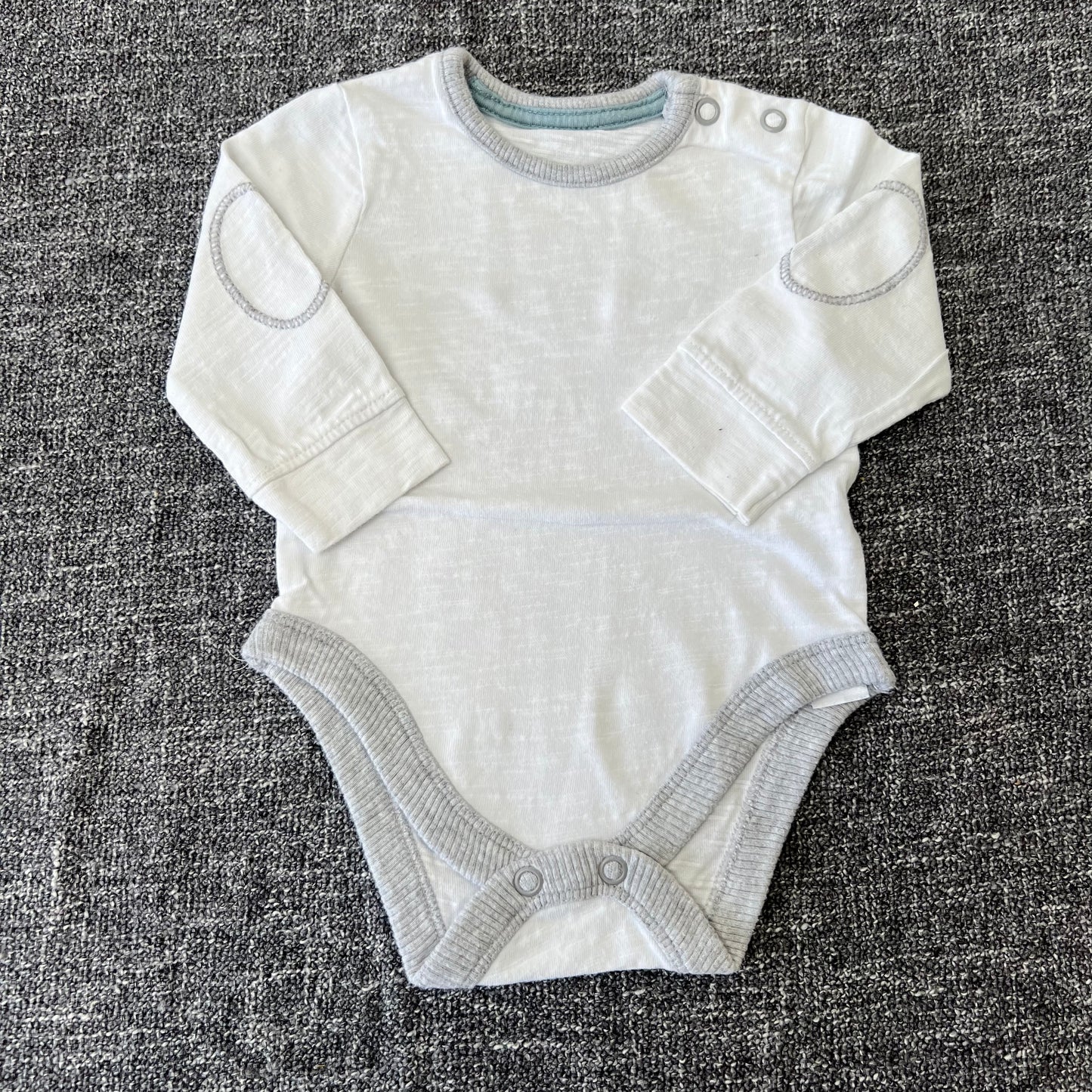 Unisex 0-3 Month Plain White With Grey Detailing Long Sleeved Bodysuit