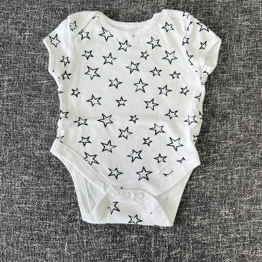 Boys 0-3 Month White With Blue Stars Short Sleeved Bodysuit