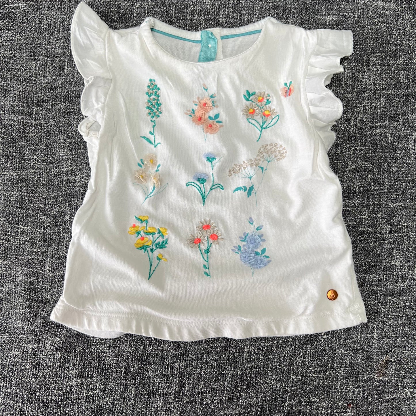 Girls 3-6 Month White T-shirt With Floral Embroidery