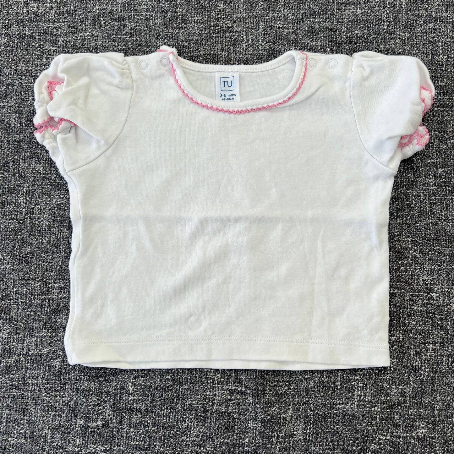 Girls 3-6 Month Plain White T-shirt With Pink Trim.