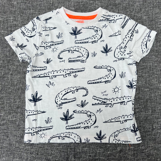 Boys 3-4 Year White T-shirt With A  Crocodile Print