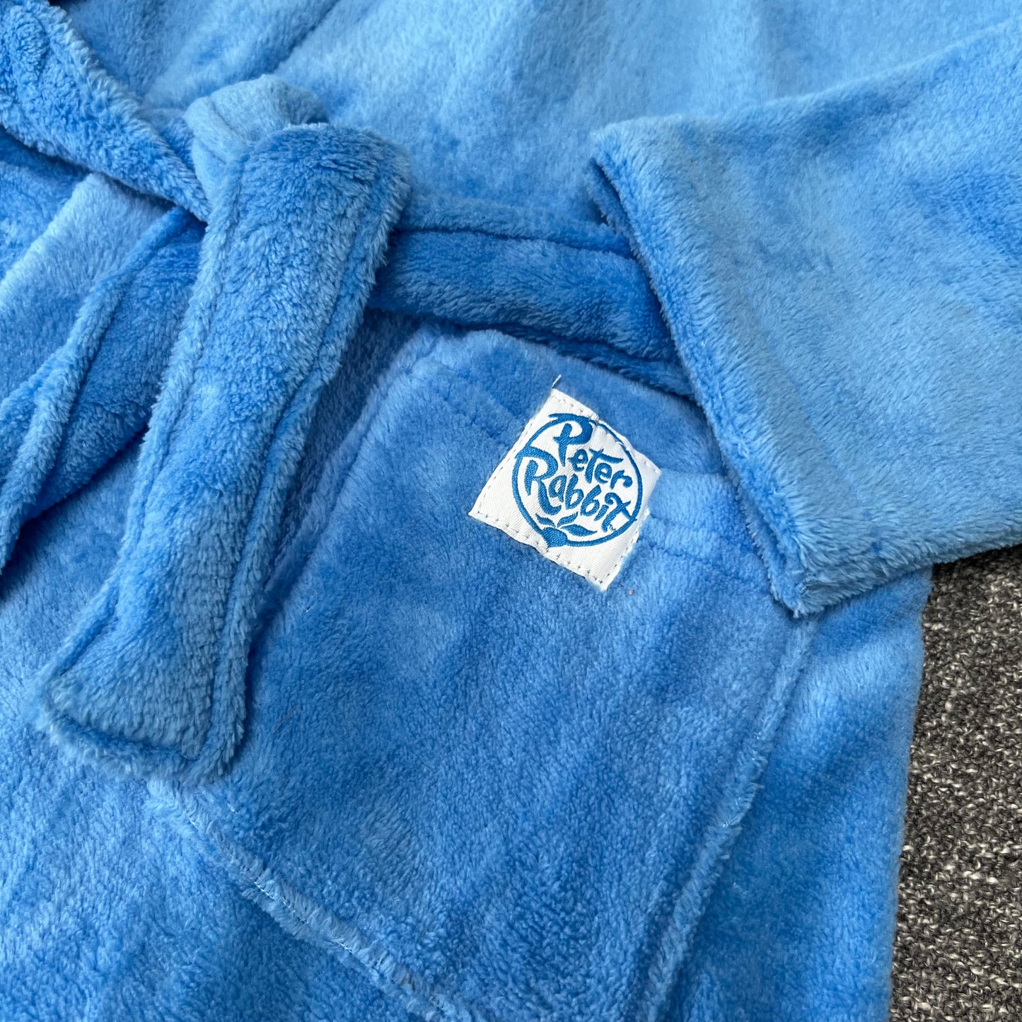 Boys 3-4 Year Blue “Peter Rabbit” Hooded Dressing Gown