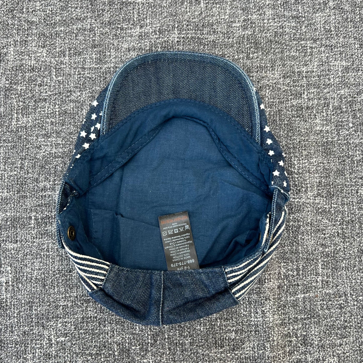 Boys 12-18 Month Blue Flat Cap With Printed White Stars & Stripes