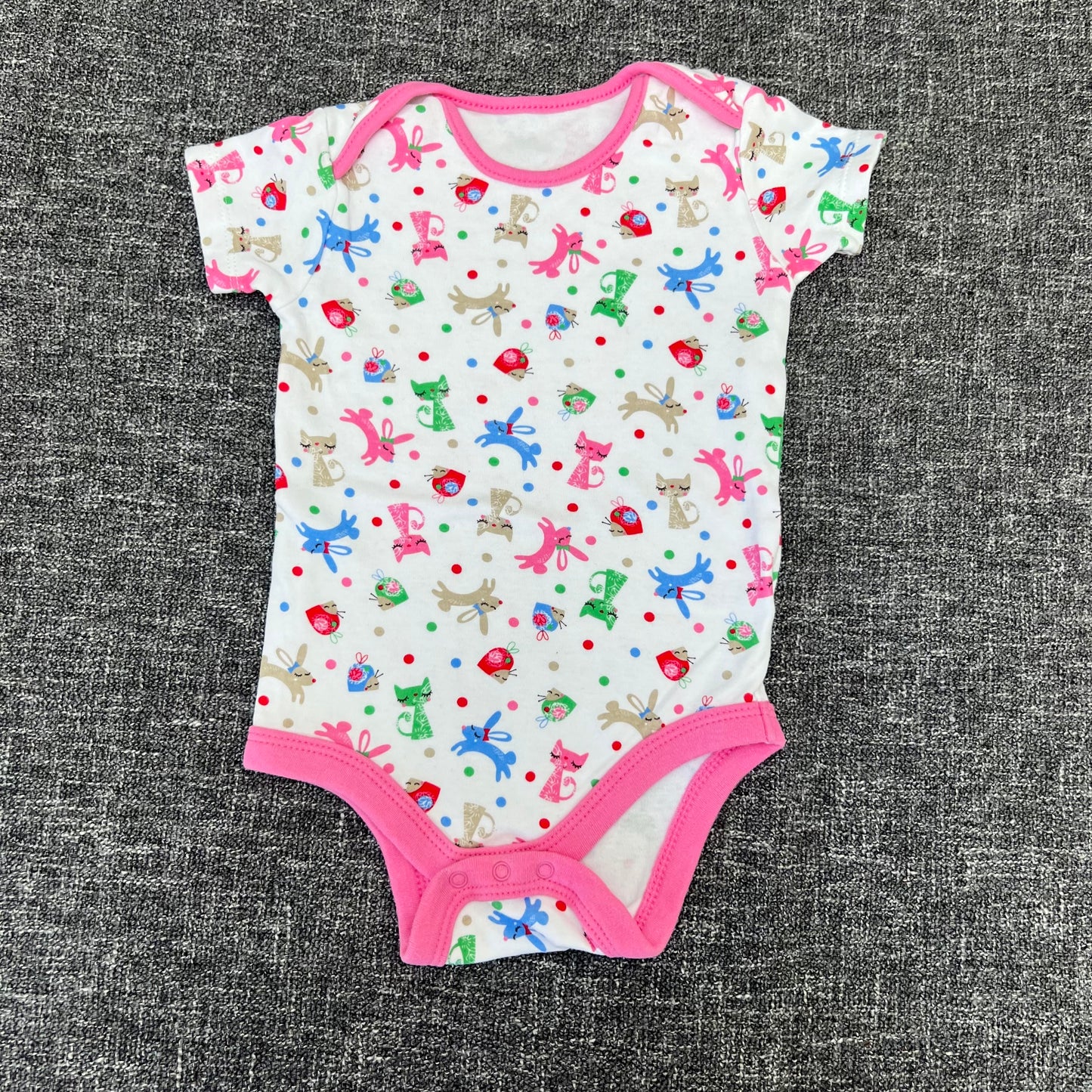 Girls 9-12 Month While Short Sleeved Bodysuit With Cats, Bunnies, & Ladybird Print