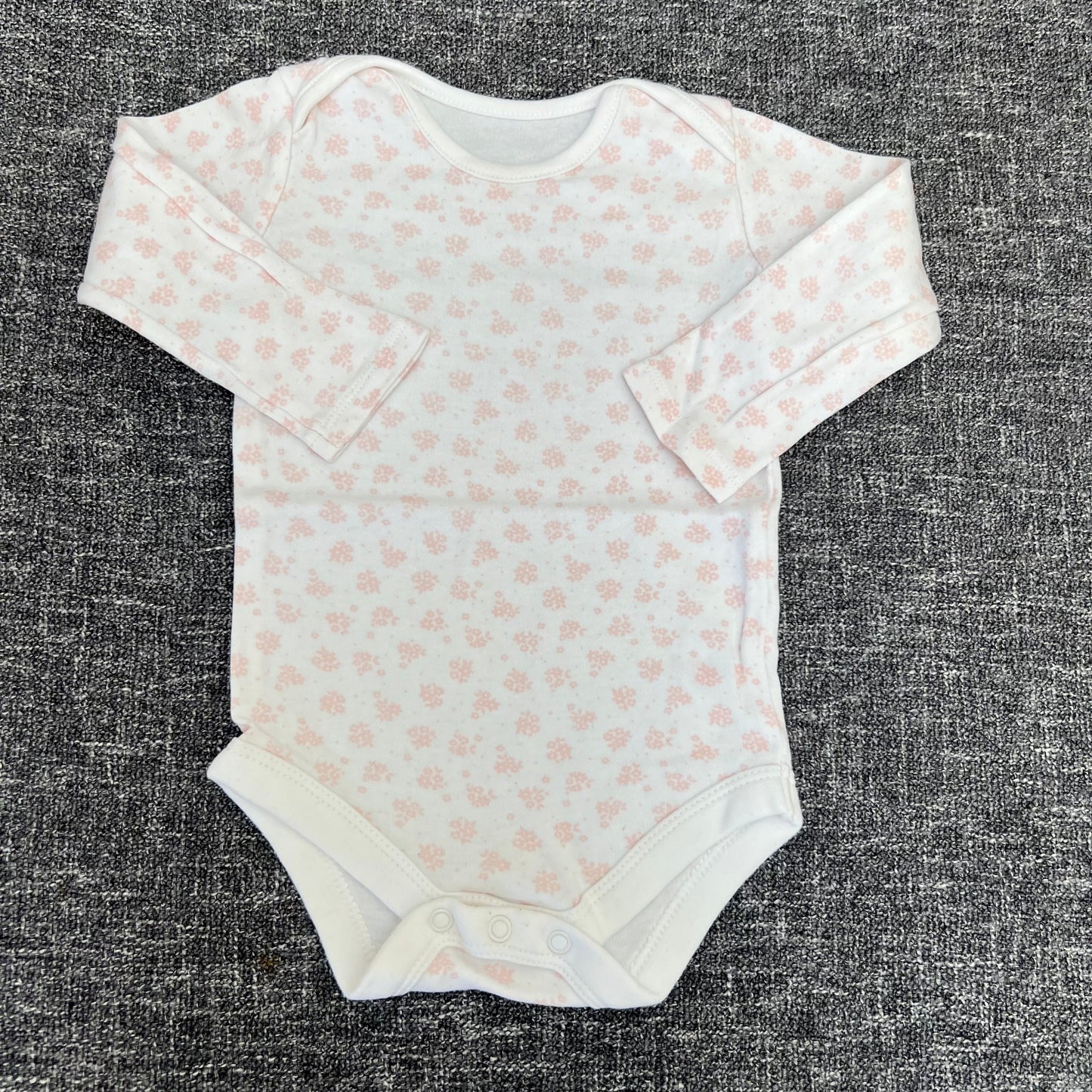 Girls 9-12 Month White With Pink Floral Pattern Long Sleeved Bodysuit