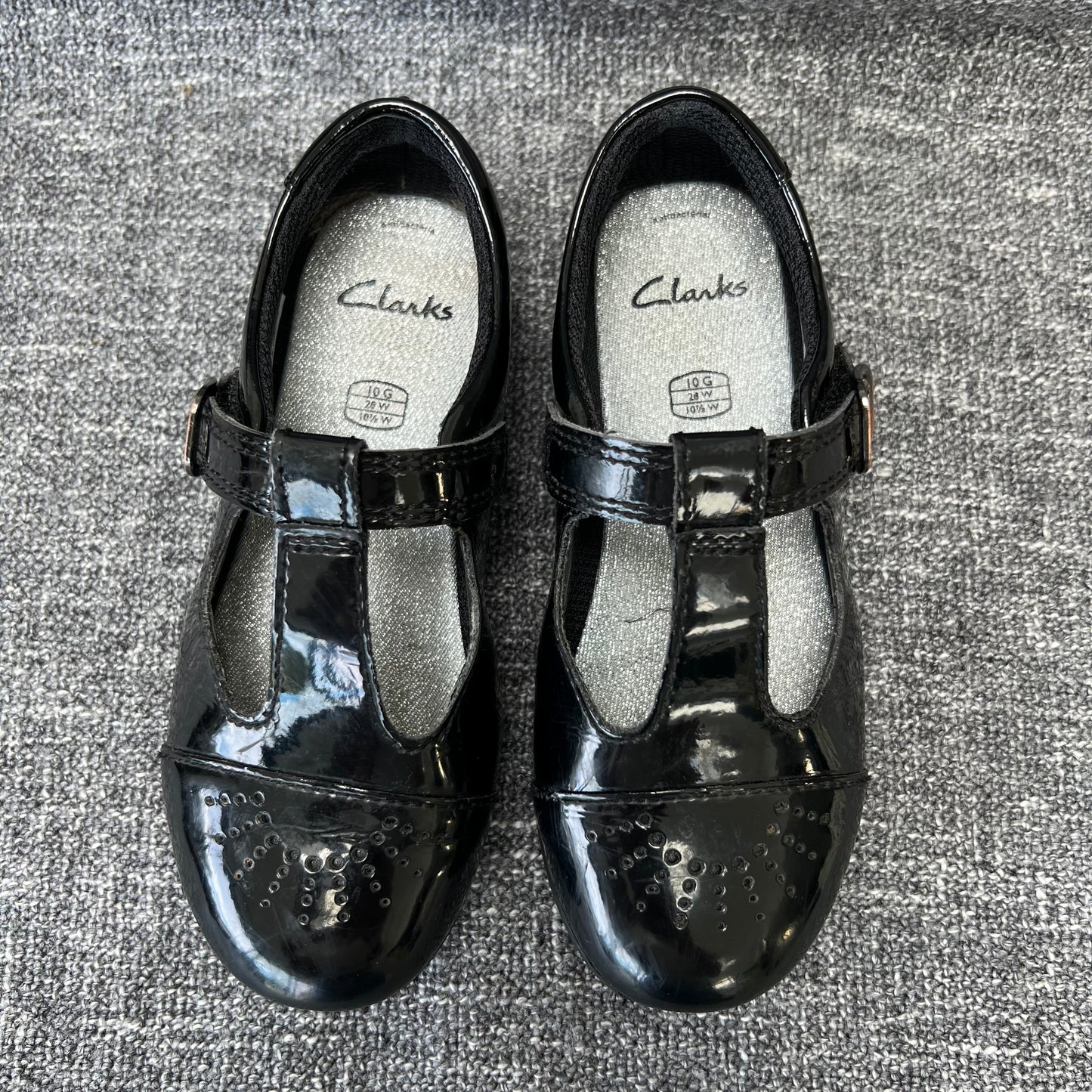 Girls Size 10G Black Patent Leather Clarks School Shoes