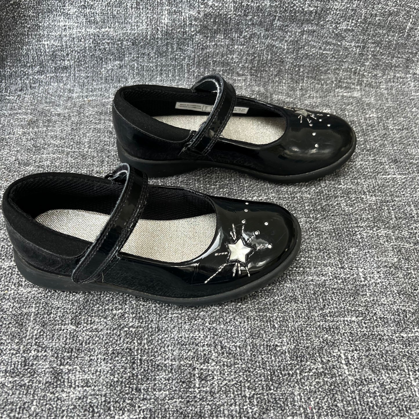 Girls Size 11F Clarks Black Patent Leather School Shoes