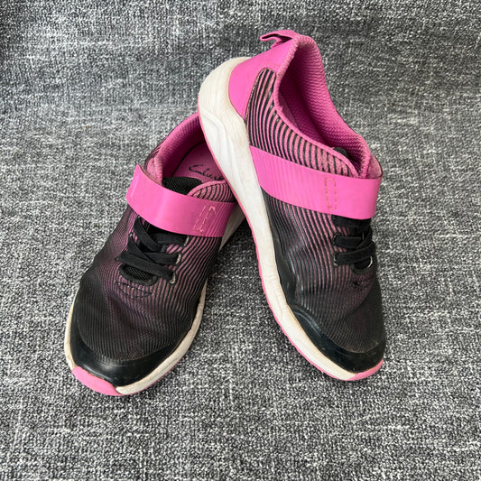 Girls Size 10F Pink & Black Trainers